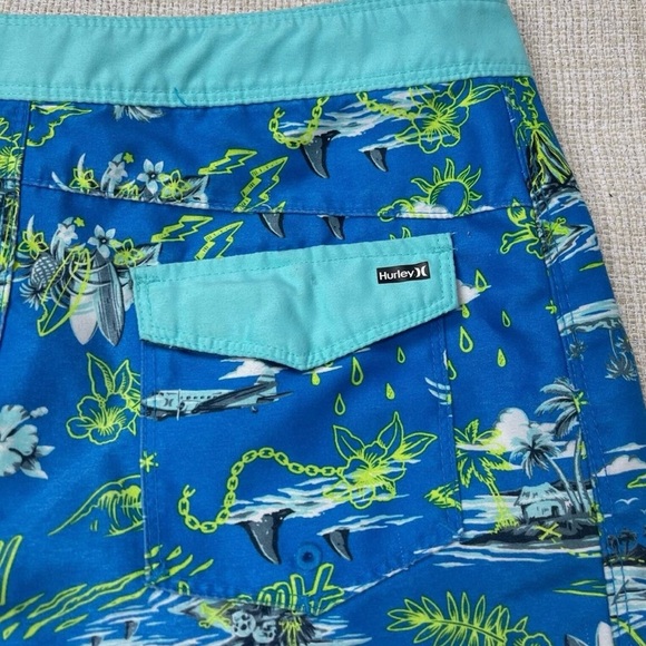 Hurley bathing suit. Size 29 - Picture 6 of 7